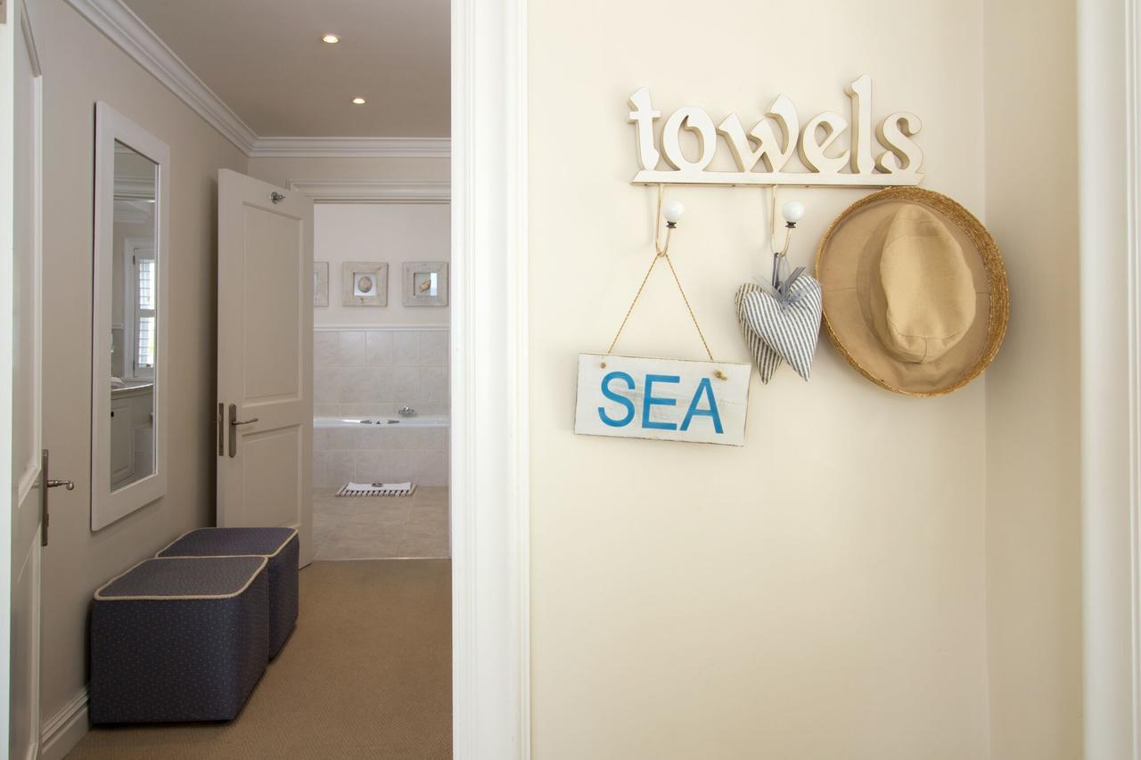 Sandals Beach Villa Hermanus Bagian luar foto